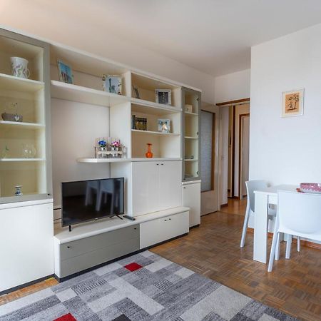 Zia Dina Apartment Pasian di Prato Eksteriør billede